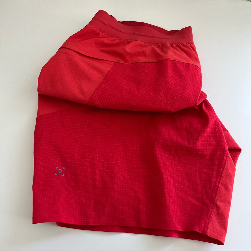 Lululemon Men’s Train‎ To Beach Shorts Red Large Lined active workout